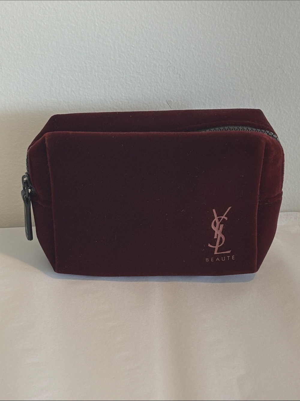 YSL Yves Saint Laurent Beaute Burgundy Velvet Cosmetic Pouch zip make up bag